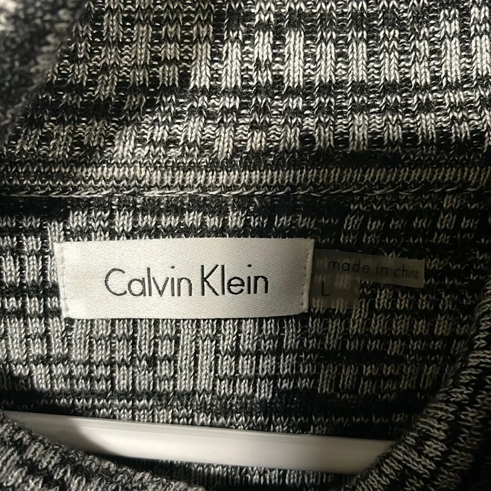 Cavlin Kelin Cowl neck knit dress, Size M - Picture 5 of 10